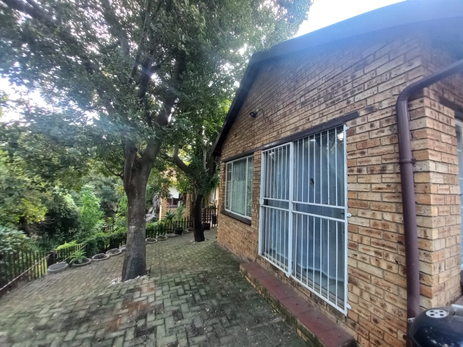 4 Bedroom Property for Sale in Safari Gardens North West